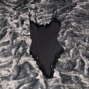 SKIMS Fits Everybody Lace Bodysuit